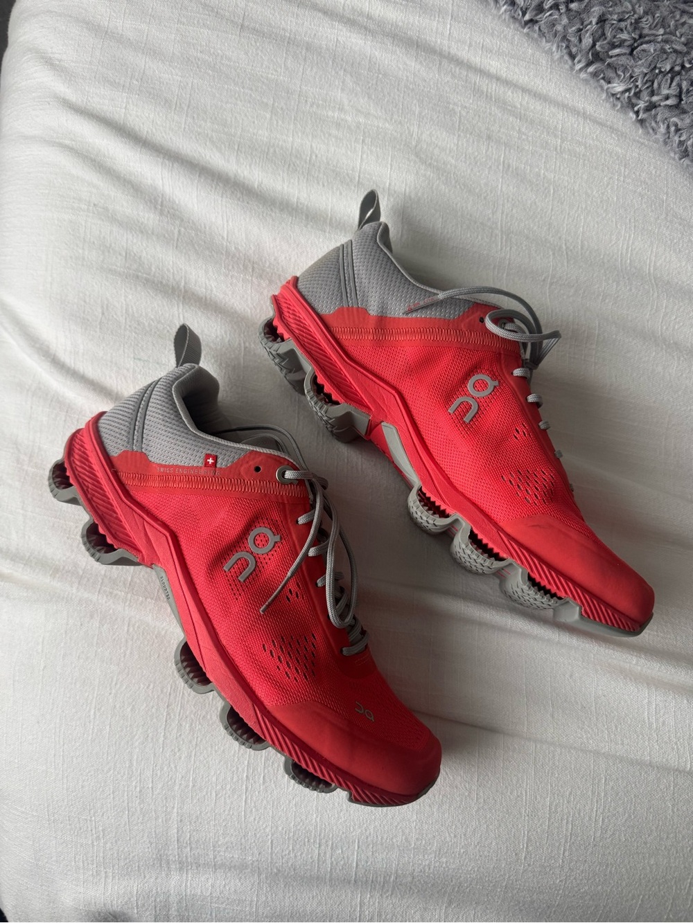 On Running Women’s Athletic Shoe - Cloudsurfer NWOT